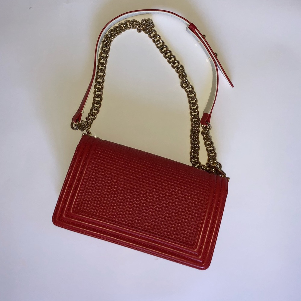 Chanel boy flap cube medium red bag - Picture 4 of 7